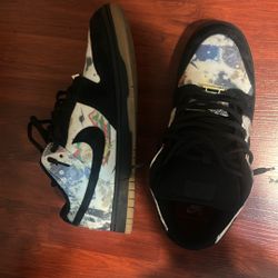 Supreme Dunks