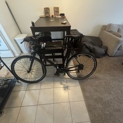 Giant Escape Road Bike (basically Brand New) 