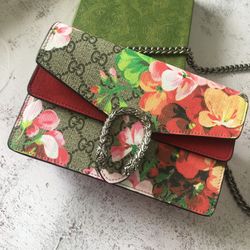 Luxury 𝐆𝐆 𝐆𝐮𝐜𝐜𝐢 bag 