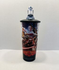 Star Wars The Rise Of Skywalker Movie Theater Plastic Cup W/Lid R2-D2 Topper