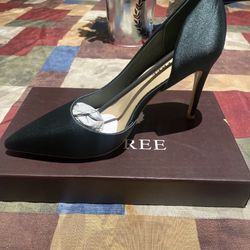 Dark green Satin Pump Heel Size 8.5 Brand New