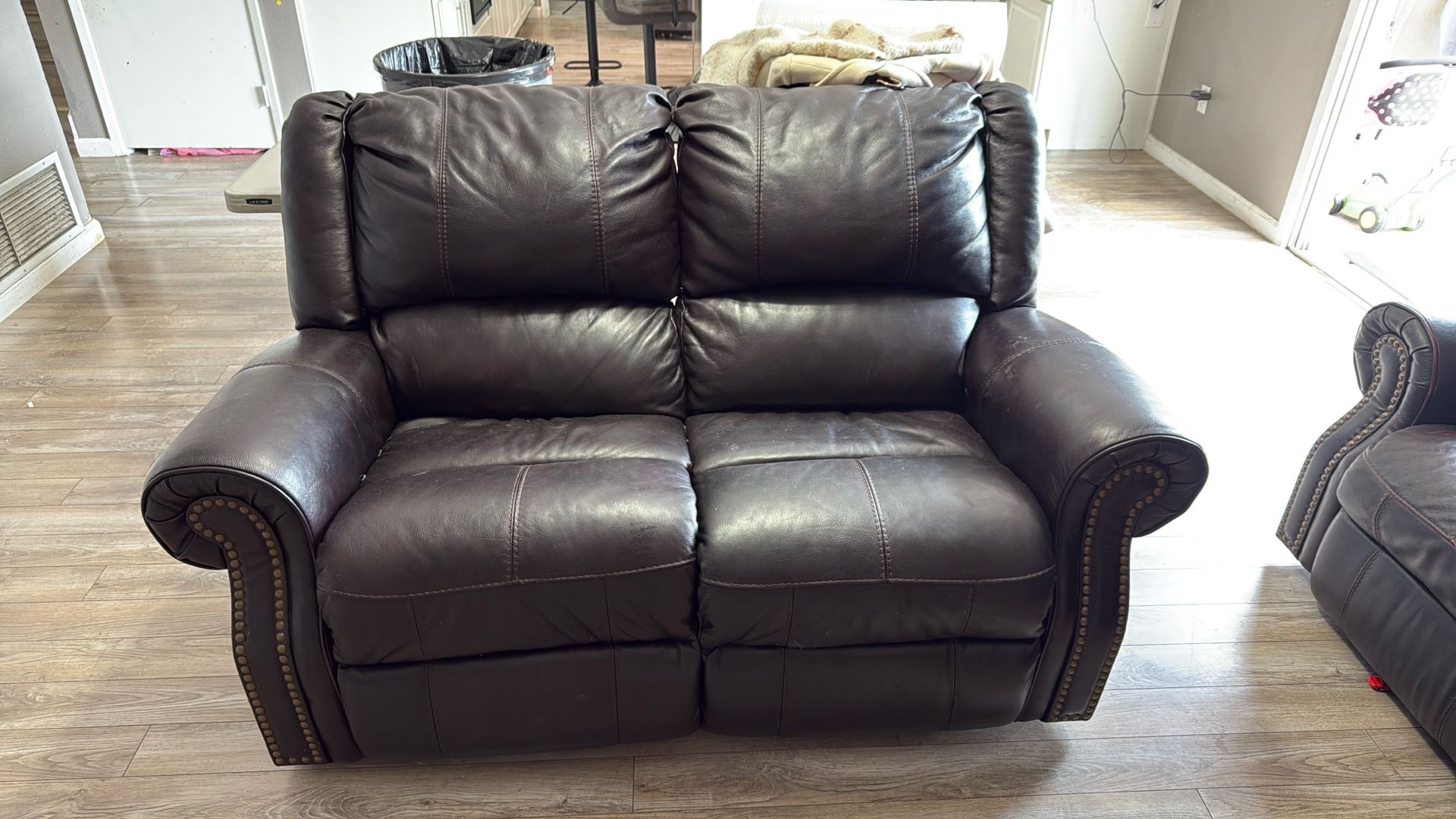 Leather Recliner Love seat