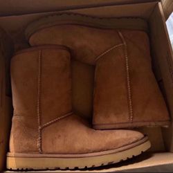 Ugg Women Classic Short - Chestnut Size 8