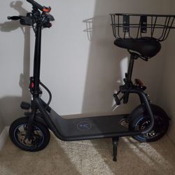 Electric Scooter Approx. 16mph