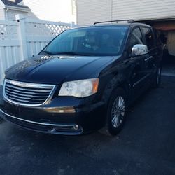 2015 Chrysler Town & Country