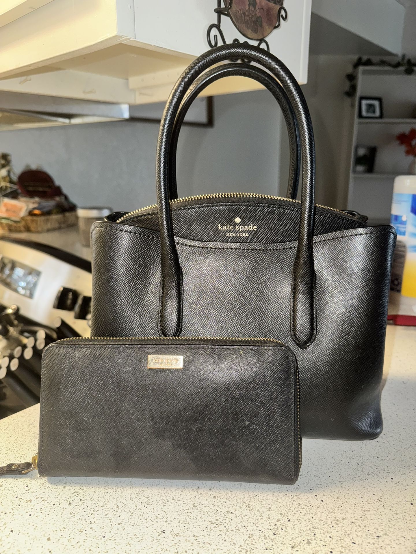 Kate Spade Purse & Wallet Set