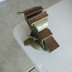 Heavy Duty Metal Vise