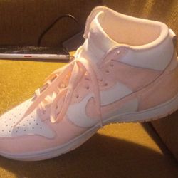 Men's High Top Nike Sneakers Size 9.5