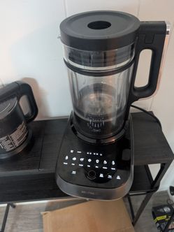 Beautiful and digital food processor and blender