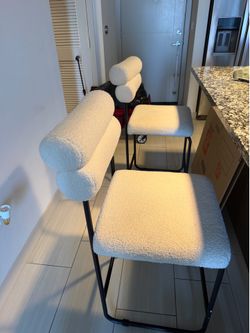 white bar stool chairs