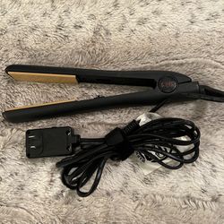 Chi Global Beauty Flat Iron