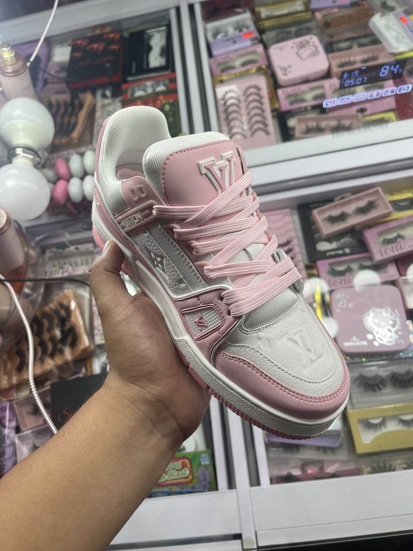 Lv Trainers