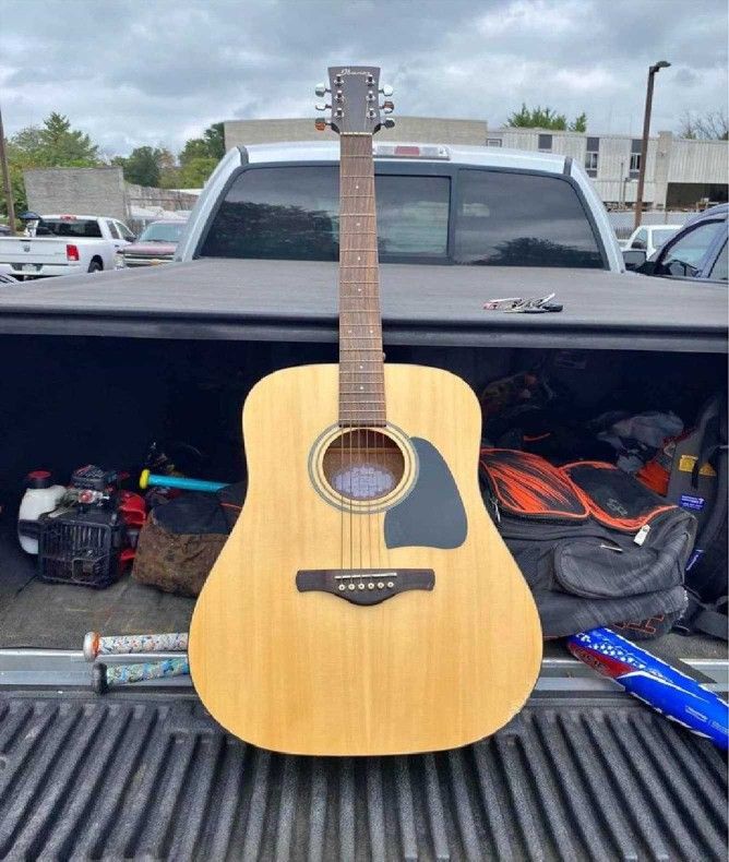 Jam Loud with Vibrant Hybrid Acoustic-Electric Guitars! pretty performance