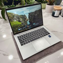 🚀 TOP SPEC HP EliteBook 1040 G10 | 13th Gen i7 vPro | 32GB RAM | 1TB SSD | MINT