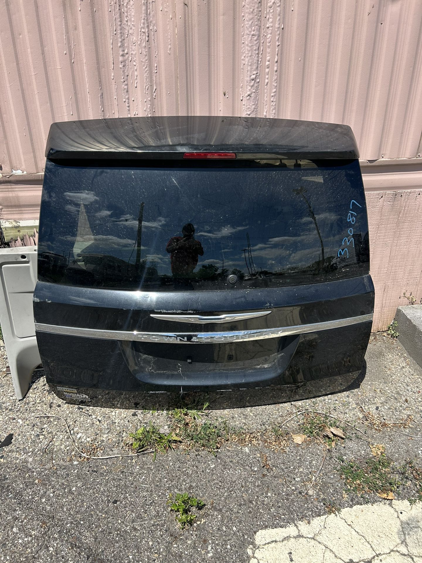 Chrysler Town & Country Rear Liftgate