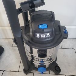 Hart Wet/Dry Vacuum 