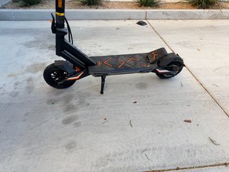 Onecna T3 scooter