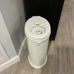 Ubbi Metal Diaper Pail