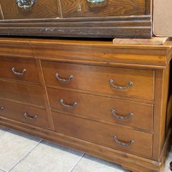 Solid wood dresser 