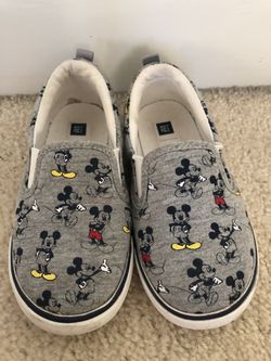 Toddler Disney slip on shoes