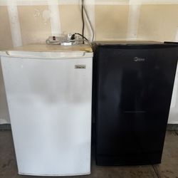 Mini Fridge