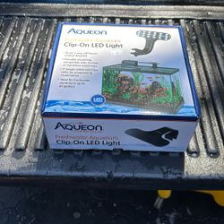Aqueon Clip On LED light Soft Touch Control READ DESCRIPTION 