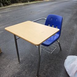 Cool School Chair And Desk With Basket Great For Decoration Or Use Address In Description 
