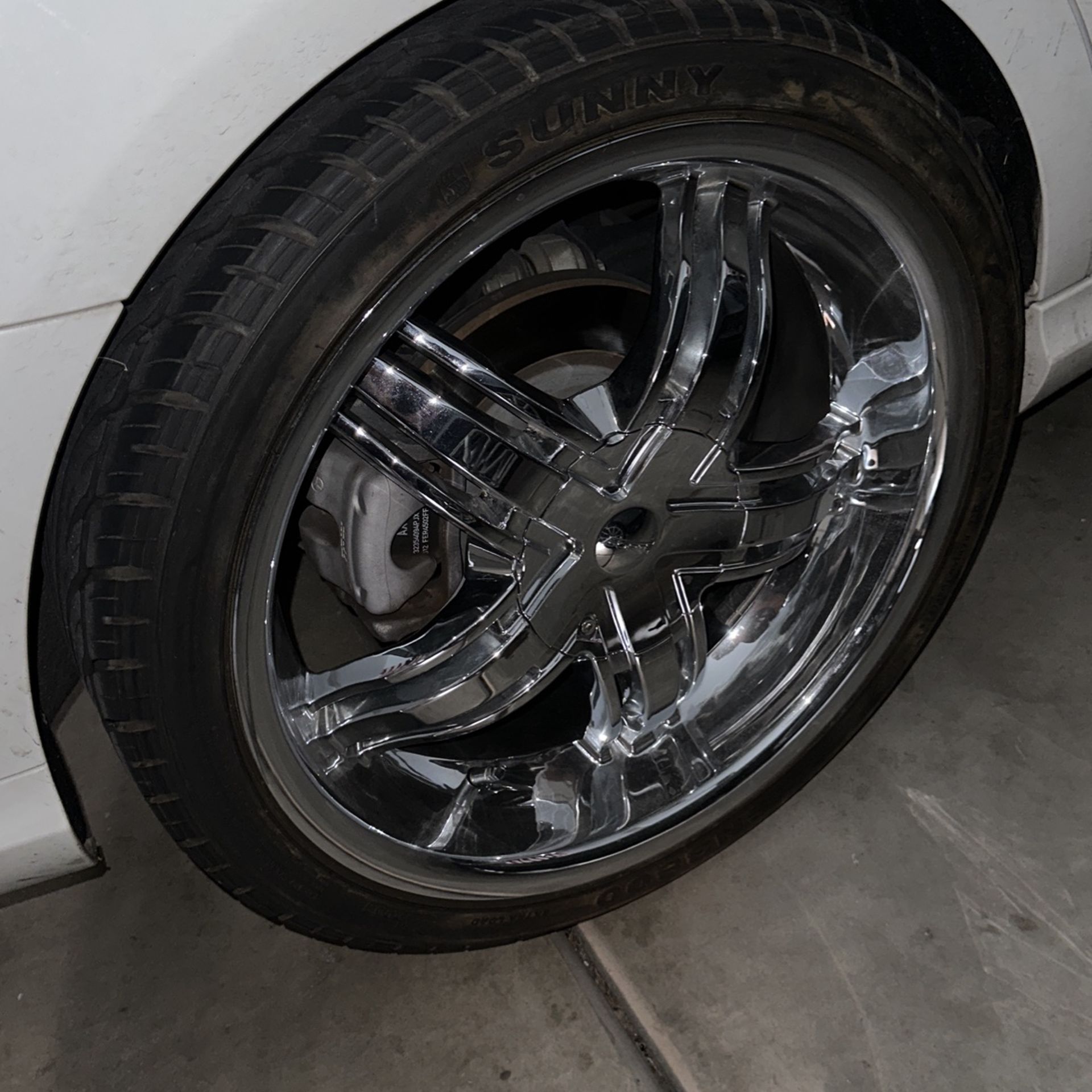 Forte 20" Rims Universal Fit w/ Kunimoto F22 20" Tires x4