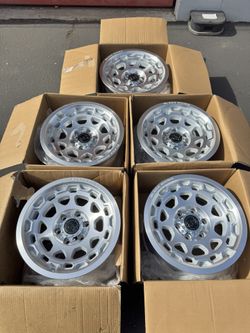 New Black Rhino “Congo” Off-road Wheels For 6x5.5 (6x139.7) Trucks and SUVs 17x8.5 0 ET