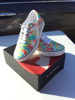 New shoes size 6 & 6.5