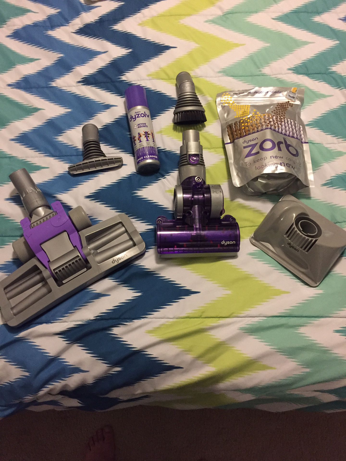 Dyson vacuum kit