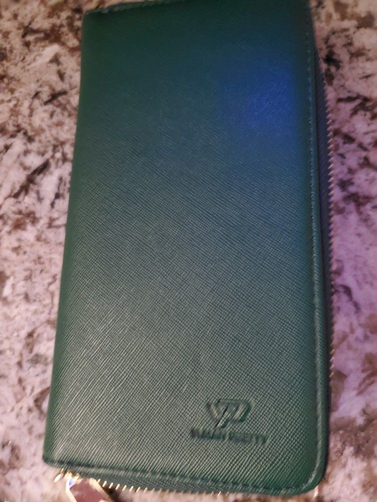 Green Zip Arpund Wallet