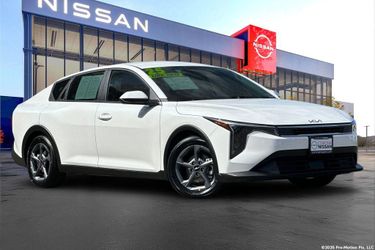 2025 Kia K4