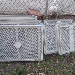 Pets Fence Playard 12 Panels and 3 Gates 