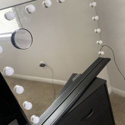Vanity Mirror