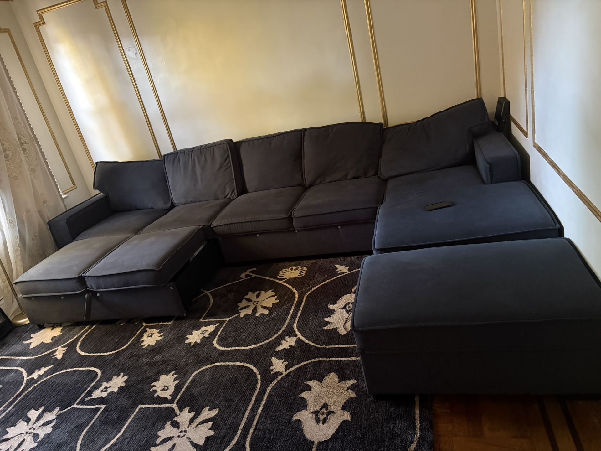 Couch 