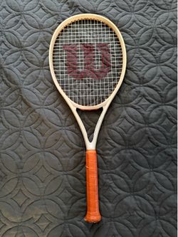 Tennis racket