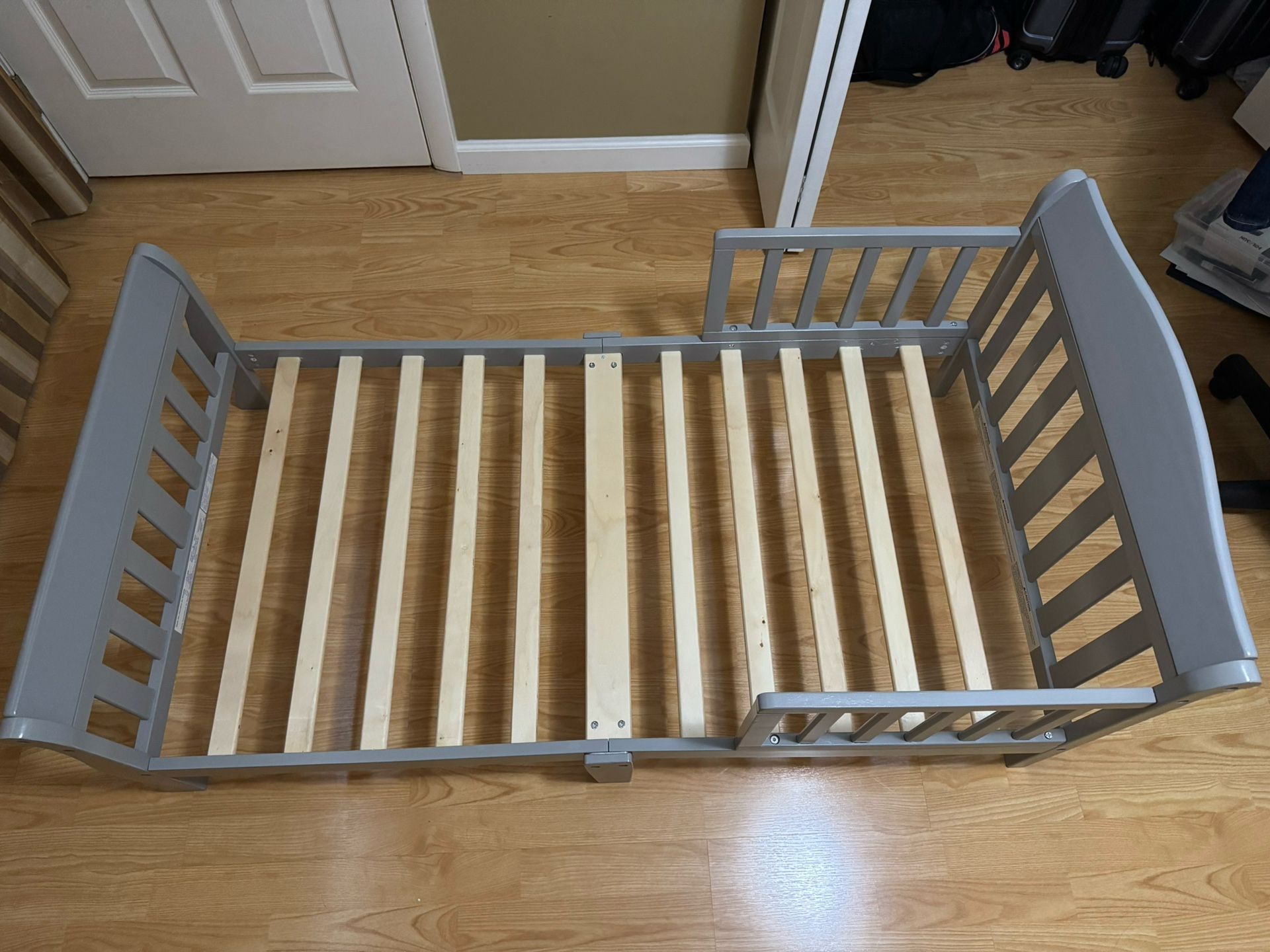 Wooden toddler Bed Frame