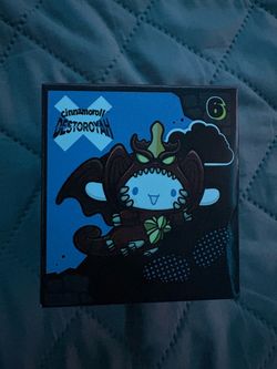 Hello Kitty X Godzilla - #6 Cinamnamonroll Destoroyah