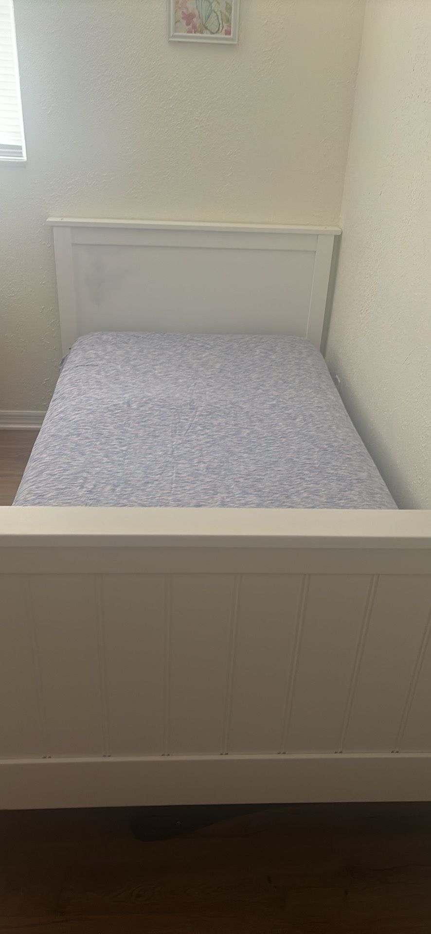 White Twin Bunk Bed 