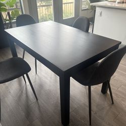 🍽️ Extendable Dining Table + 4 Chairs — FREE Chairs with Table