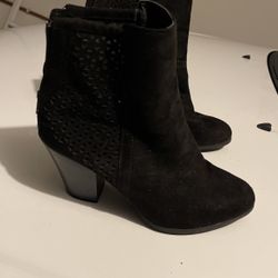 Black suede boots, size 8
