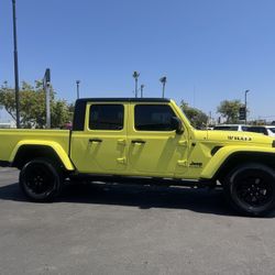 2023 GLADIATOR WILLYS SPORT $32.995