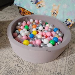 Baby Ball Pit With Play Balls
