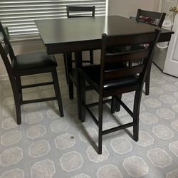 Kitchen Table 