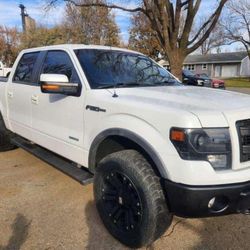 Hello everyone im selling my f150