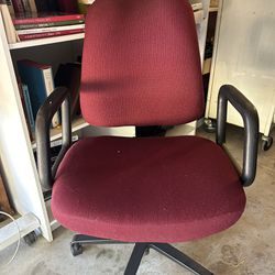 Office chair With Arms