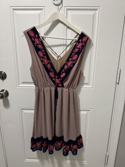Double Zero Taupe Navy and Pink Floral V Neck Dress  Women’s Size Large