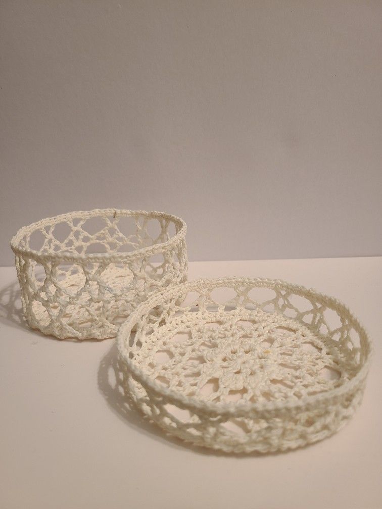Vintage Crocheted Lidded Trinket Box