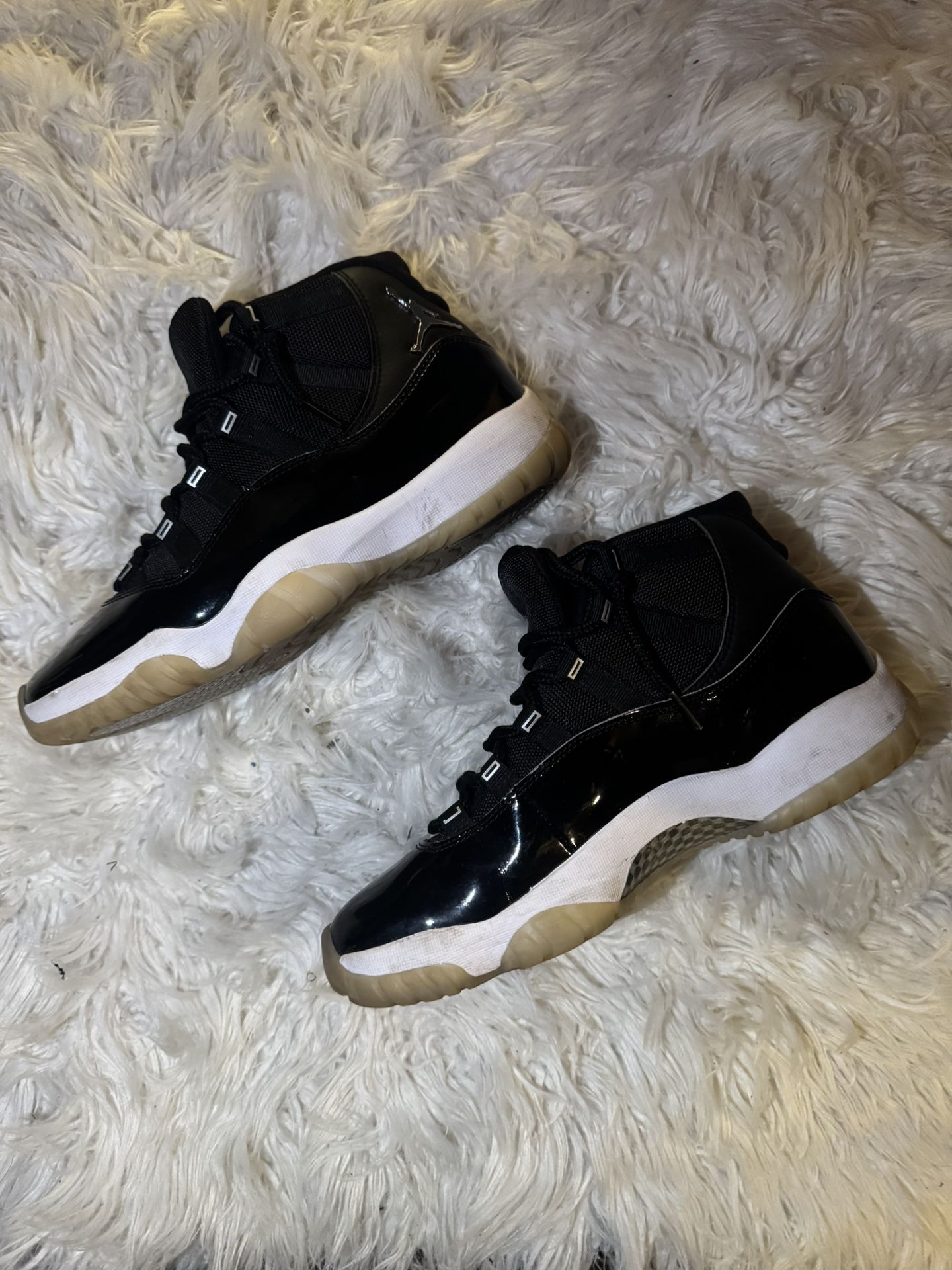 Jordan 11s